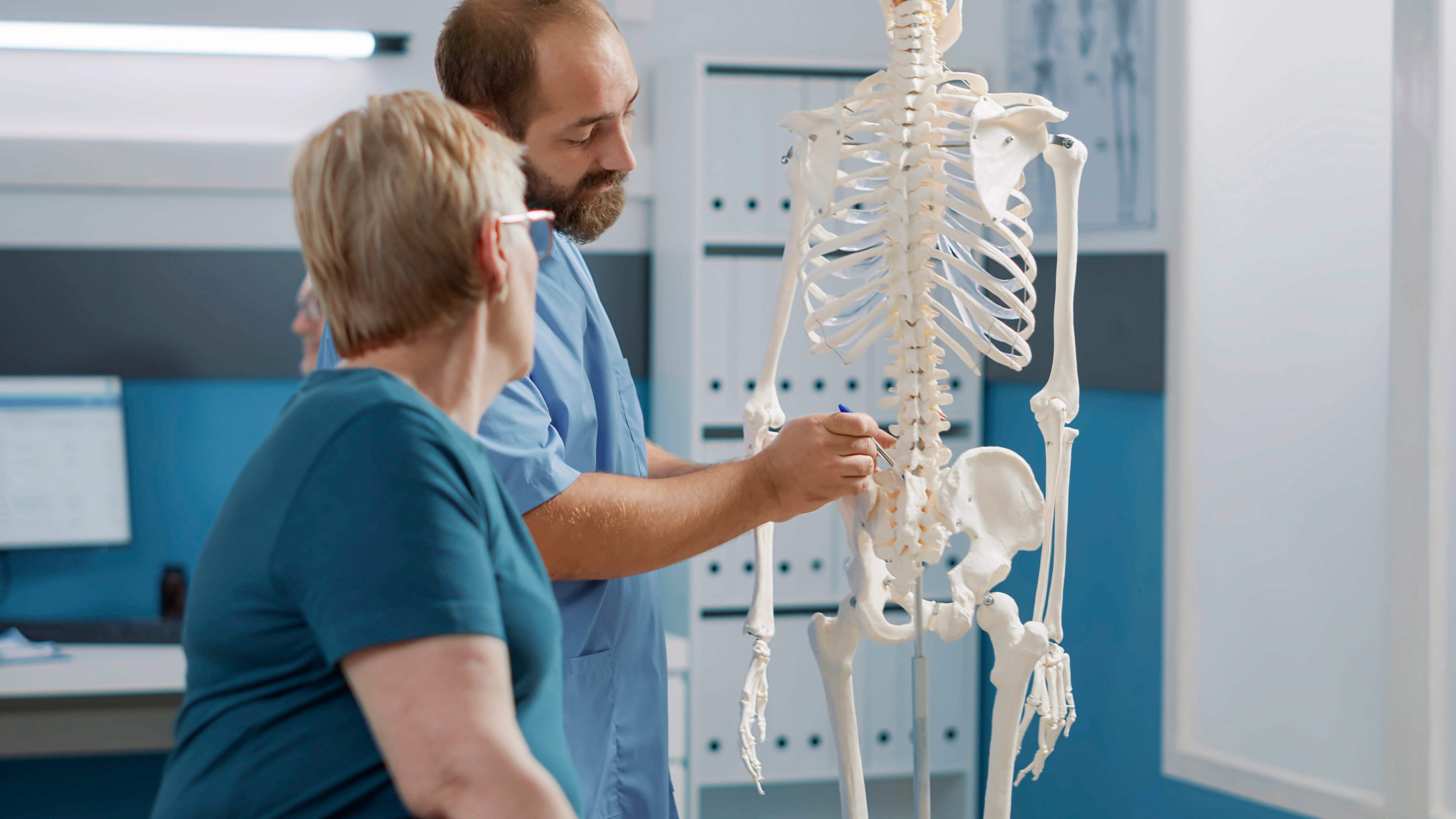 Scanner DEXA : ce que la densitométrie osseuse révèle et à qui elle est utile